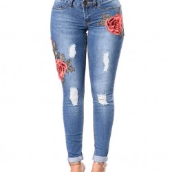 Top Design Embroidery  Ripped Women Jeans 